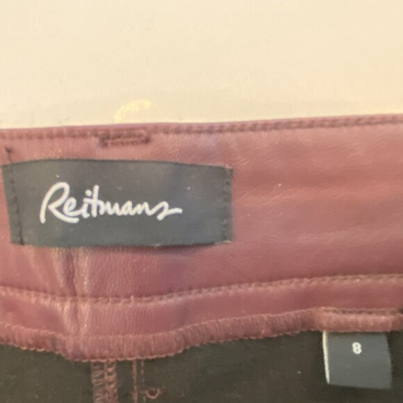 Reitmans - Vegan-leather, Straight leg, Maroon pants, Size 8 - Picture 4 of 8